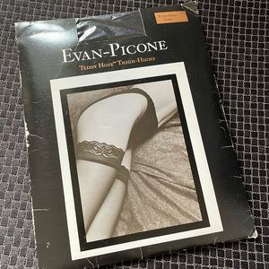 Vintage Evan-Picone lace top thigh-high hosiery thigh-highs